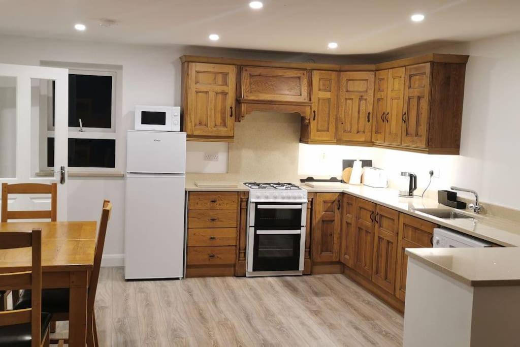 Ocean Valley View Apartment Killybegs Exterior foto